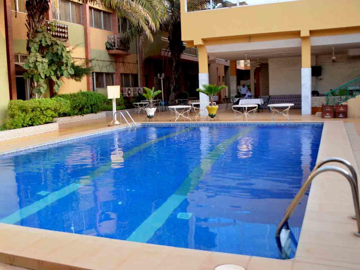 Hotel Palm Beach Uagadugú Exterior foto